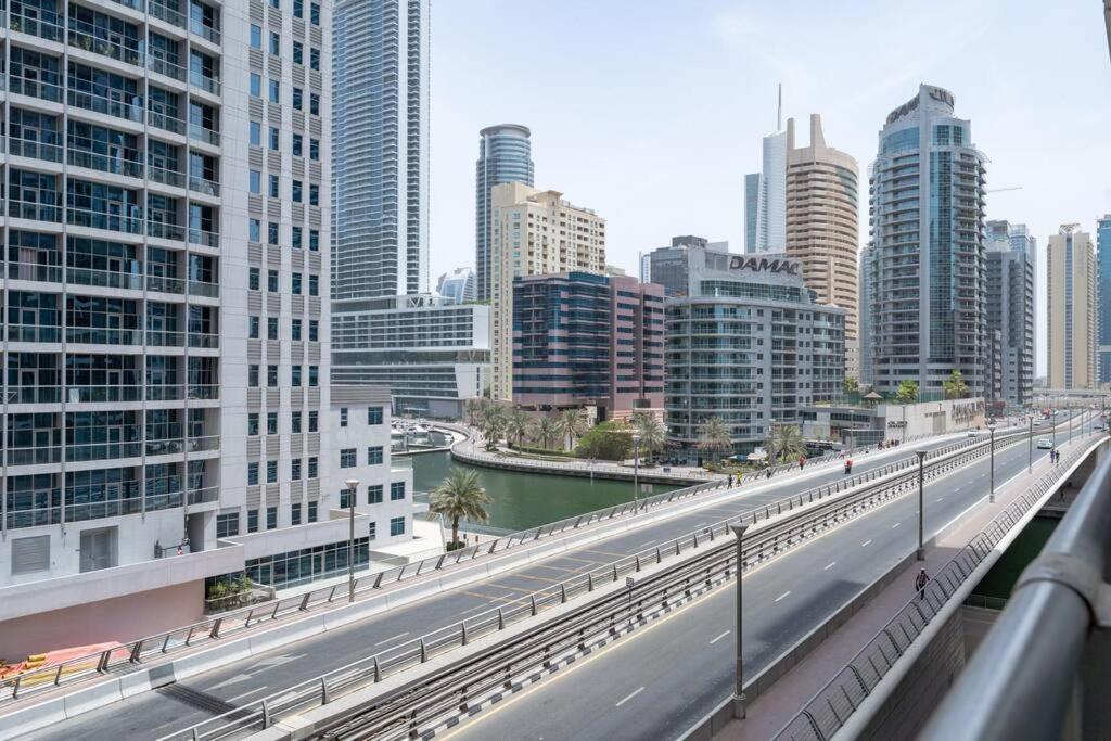 Cozy Studio In Sparkle Tower Jbr By Suiteable Dubai Eksteriør bilde